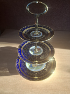 Etažér Tři Grácie, cobalt, MZ Czechoslovakia
